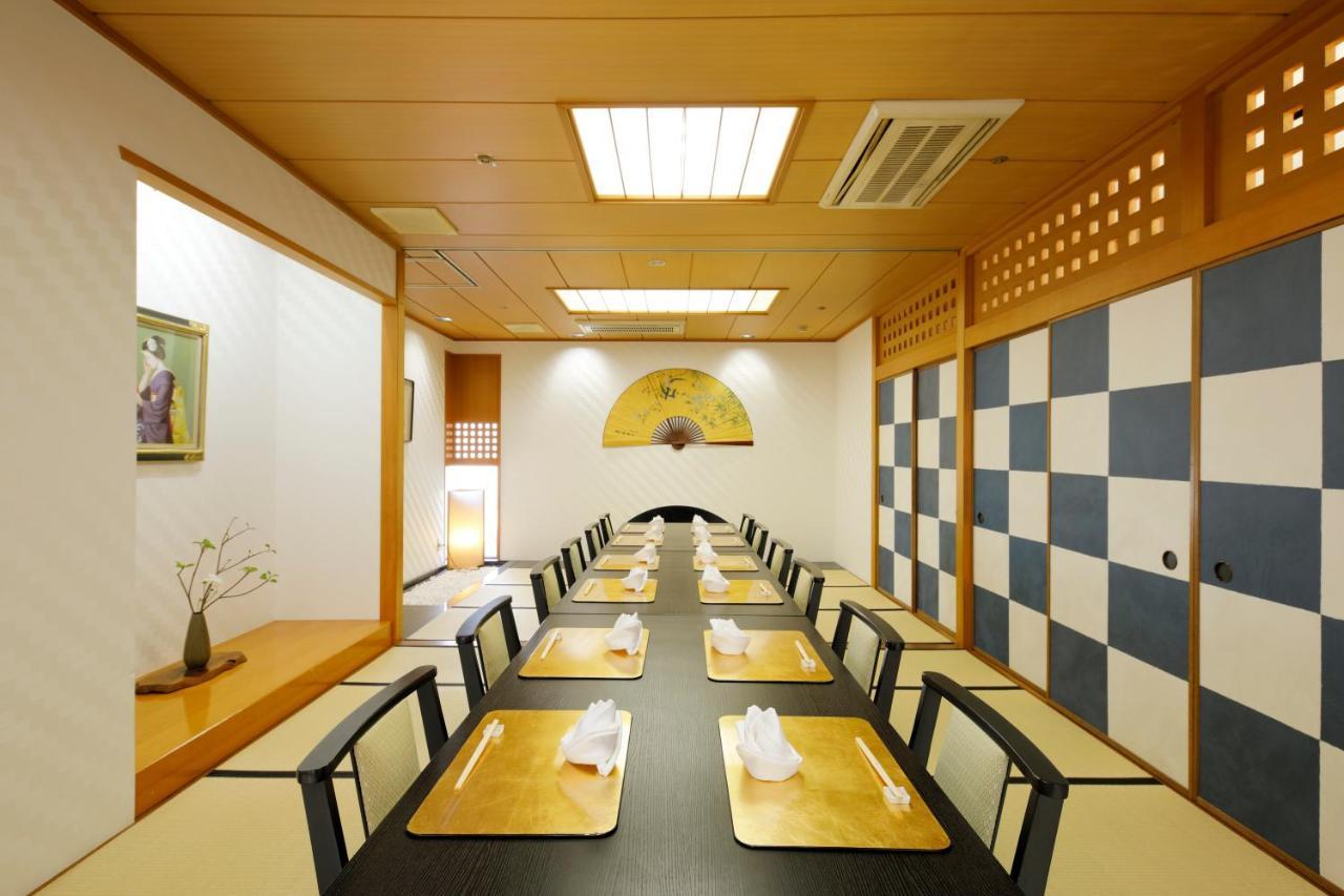 Kanazawa Hakuchoro Hotel Sanraku -Natural Hot Spring- Екстериор снимка A shōkadō in Kyoto